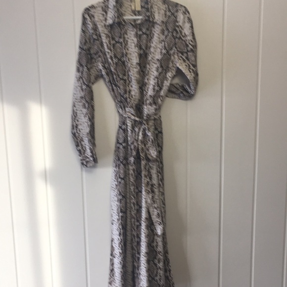 Ladies maxi ,long sleeve,snake print dress by Japna  large - Picture 12 of 14